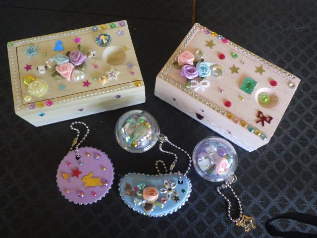 簡単キラキラ小物を作ろう
